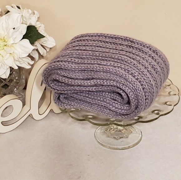 🆕️ Gray ~ Cable Knit Infinity Scarf - Picture 2 of 7